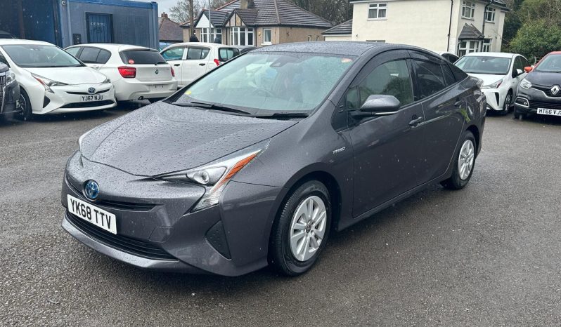 
								Toyota Prius 2018 full									